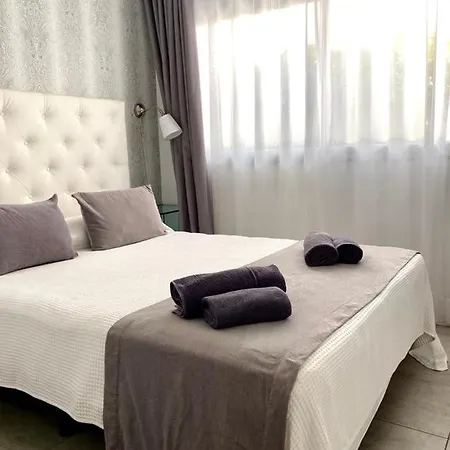 Casa Perla - Cozy Pool Side * كوراليهو